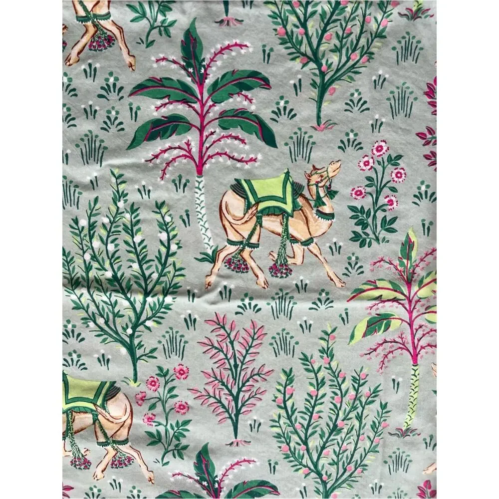 Printfresh Home Goods Camel's Courtyard Print Queen Size Zip Pillowcase